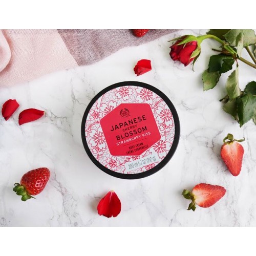 Body shop japanese discount cherry blossom strawberry